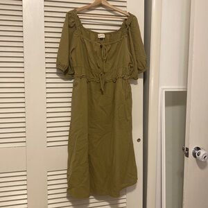 Universal Thread Olive Midi Puff Sleeve Dress
